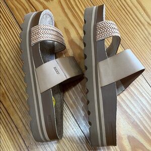 Reef Tan and Brown Sandals with Double Strap Design